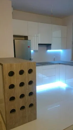 MEBLE NA ZAMÓWIENIE